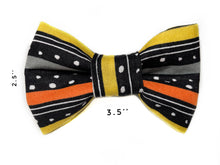 Load image into Gallery viewer, Halloween Stripe Dog Bow Tie
